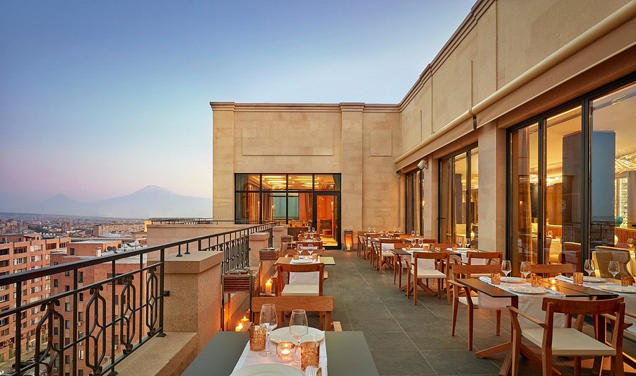 Zvartnots-Alexander Yerevan